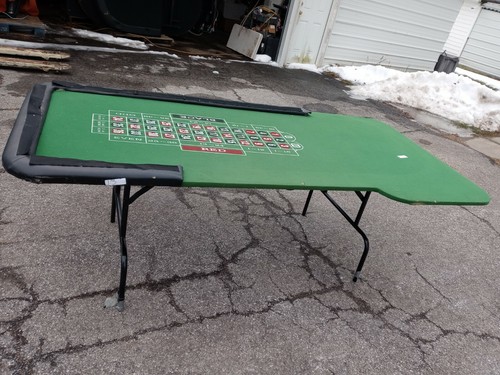 7ft roulette table - table, without